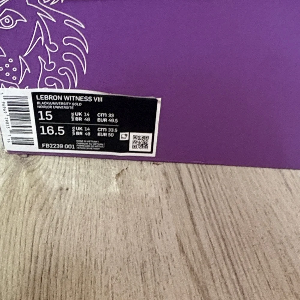 Nike Men's Purple and Black LeBron Witness 8 Athletic Shoes with Yellow Accents